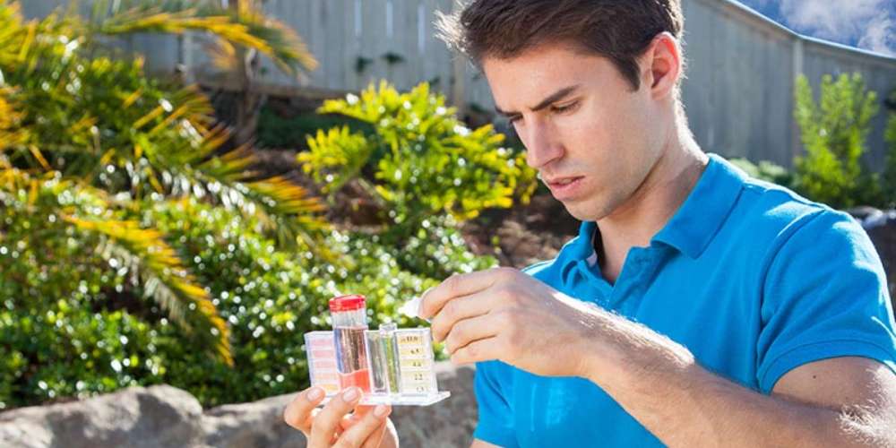 swimming pool maintenance cost